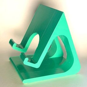 Cell phone or tablet holder prop